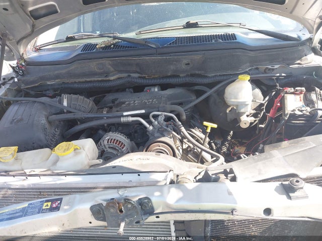 45528982 :رقم المزاد ، 1D7HU18D75J520403 vin ، 2005 Dodge Ram 1500 Slt/laramie مزاد بيع