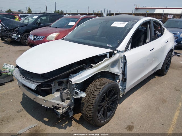 Продажа на аукционе авто 2021 Tesla Model Y Long Range Dual Motor All-wheel Drive, vin: 5YJYGDEE8MF108934, номер лота: 45528989