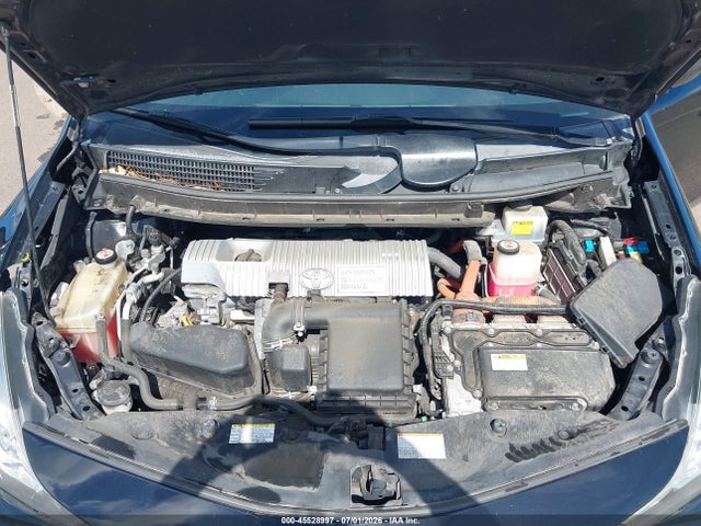 JTDZN3EU7HJ066671 Toyota Prius V Four