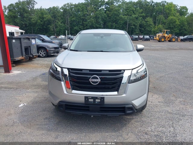 5N1DR3AC1NC254237 Nissan Pathfinder S 4wd