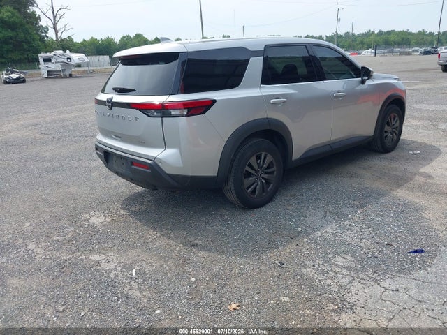 5N1DR3AC1NC254237 Nissan Pathfinder S 4wd