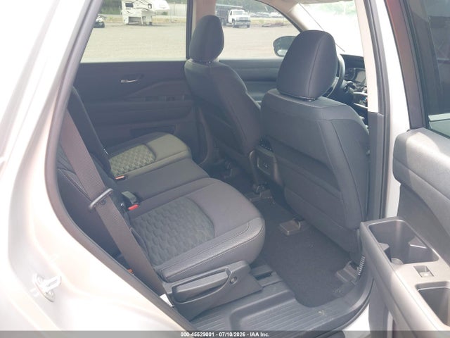 5N1DR3AC1NC254237 Nissan Pathfinder S 4wd