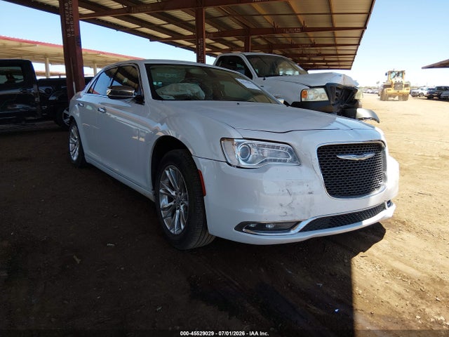 45529029 :رقم المزاد ، 2C3CCAEG6FH749328 vin ، 2015 Chrysler 300c مزاد بيع