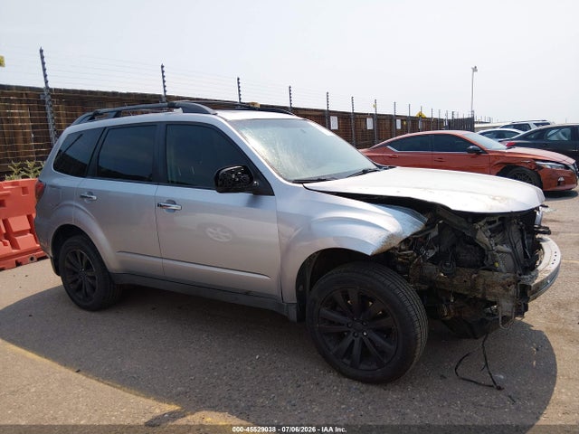 Продажа на аукционе авто 2013 Subaru Forester 2.5x Premium, vin: JF2SHADC5DH417442, номер лота: 45529038