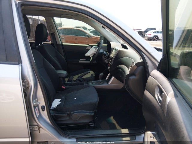 Продажа на аукционе авто 2013 Subaru Forester 2.5x Premium, vin: JF2SHADC5DH417442, номер лота: 45529038