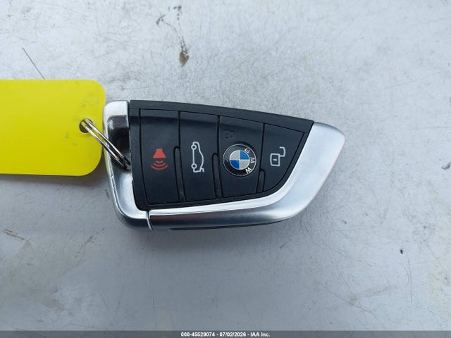 45529074 :رقم المزاد ، 3MW5R1J01L8B33857 vin ، 2020 Bmw 330i مزاد بيع