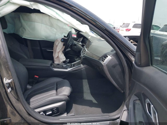 45529074 :رقم المزاد ، 3MW5R1J01L8B33857 vin ، 2020 Bmw 330i مزاد بيع