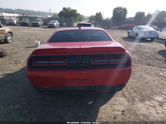 45529089 :رقم المزاد ، 2C3CDZBG7FH710814 vin ، 2015 Dodge Challenger Sxt Plus مزاد بيع