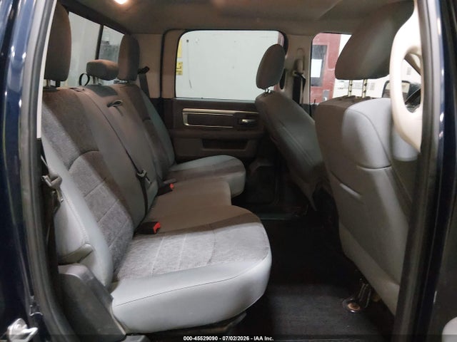 3C6RR7LT8HG525270 RAM 1500 Big Horn 4x4 5&#039;7 Box