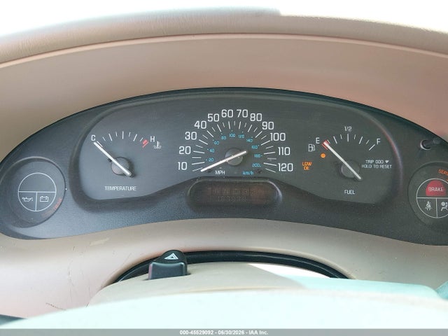 45529092 :رقم المزاد ، 2G4WS52J331140975 vin ، 2003 Buick Century Custom مزاد بيع