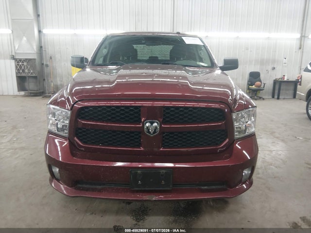 2017 Ram 1500 Express  4x4 5'7 Box მანქანა იყიდება აუქციონზე, vin: 3C6RR7KT1HG788508, აუქციონის ნომერი: 45529091