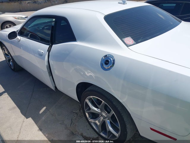 2015 Dodge Challenger Sxt Plus მანქანა იყიდება აუქციონზე, vin: 2C3CDZBG4FH723813, აუქციონის ნომერი: 45529108