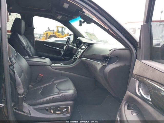Продаж на аукціоні авто 2018 Cadillac Escalade Platinum, vin: 1GYS4DKJ7JR220205, номер лоту: 45529136