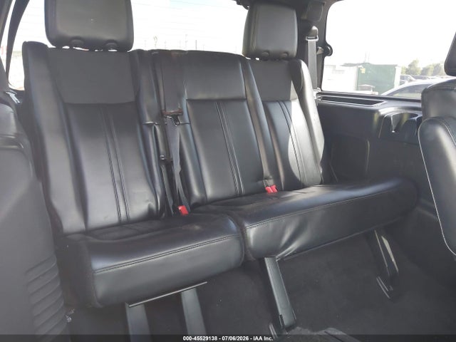 Lincoln Navigator 2015 5LMJJ2HTXFEJ01014 Image 17