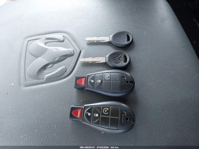 45529147 :رقم المزاد ، 3C63R3LL3EG196679 vin ، 2014 Ram 3500 Slt مزاد بيع