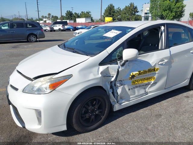 Toyota Prius Two 2015 JTDKN3DU1F0414583 Image 6