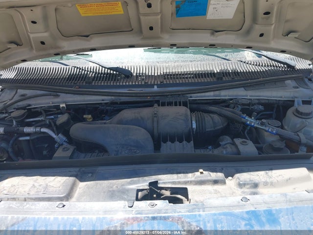 Ford E-450 Cutaway 2014 1FDFE4FS6EDB10493 Image 9