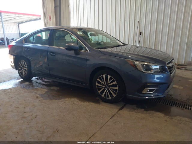 Продаж на аукціоні авто 2018 Subaru Legacy 2.5i Premium, vin: 4S3BNAF66J3045049, номер лоту: 45529227