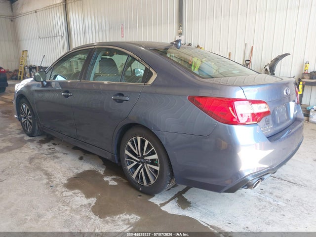 Продаж на аукціоні авто 2018 Subaru Legacy 2.5i Premium, vin: 4S3BNAF66J3045049, номер лоту: 45529227