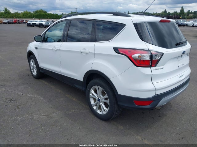 1FMCU9GD5JUD08673 Ford ESCAPE SE