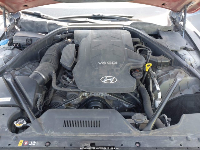 Hyundai Genesis 3.8 2015 KMHGN4JE3FU040118 Image 10