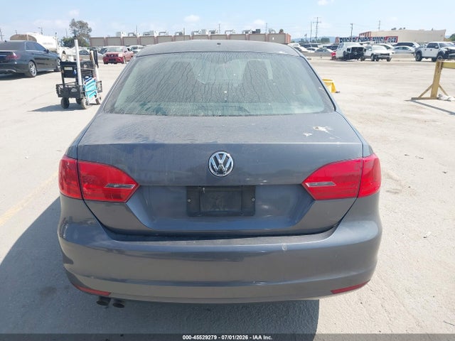 3VW2K7AJ1EM235267 Volkswagen Jetta 2.0l S