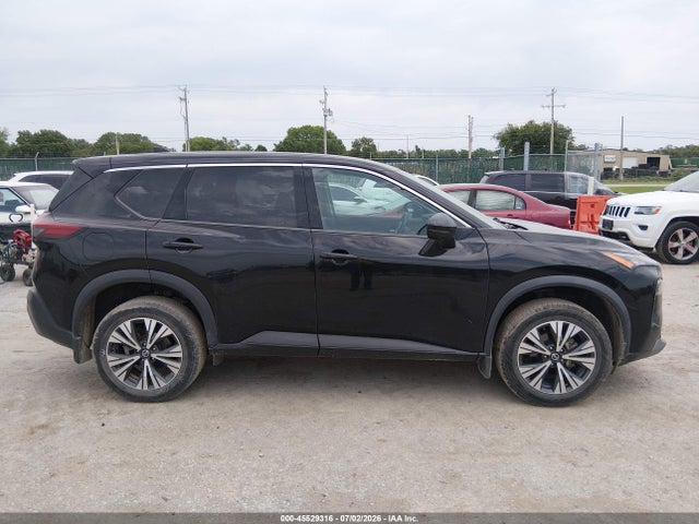 5N1AT3BB4MC786185 Nissan Rogue Sv Intelligent Awd