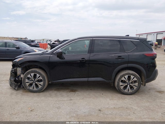5N1AT3BB4MC786185 Nissan Rogue Sv Intelligent Awd
