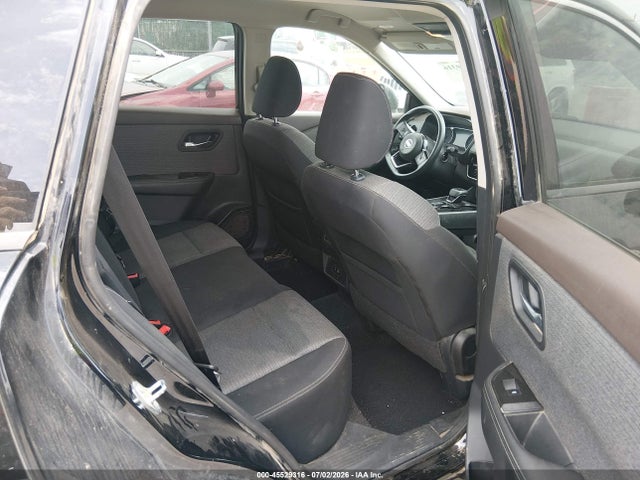 5N1AT3BB4MC786185 Nissan Rogue Sv Intelligent Awd