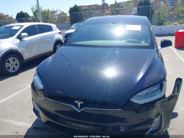 Tesla Model X 75d/p100d/p90d 2016 5YJXCBE46GF000206 Image 10