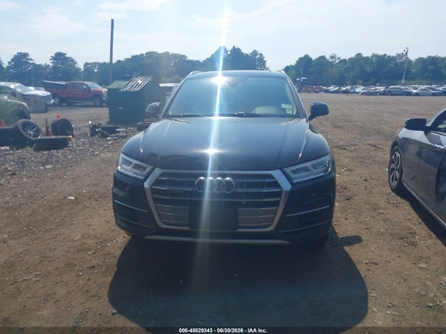 45529343 :رقم المزاد ، WA1BNAFY2J2234475 vin ، 2018 Audi Q5 2.0t Premium/2.0t Tech Premium مزاد بيع