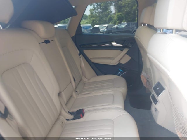 45529343 :رقم المزاد ، WA1BNAFY2J2234475 vin ، 2018 Audi Q5 2.0t Premium/2.0t Tech Premium مزاد بيع