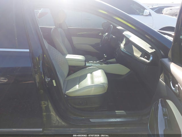2018 Kia Cadenza Limited მანქანა იყიდება აუქციონზე, vin: KNALC4J13J5097263, აუქციონის ნომერი: 45529362