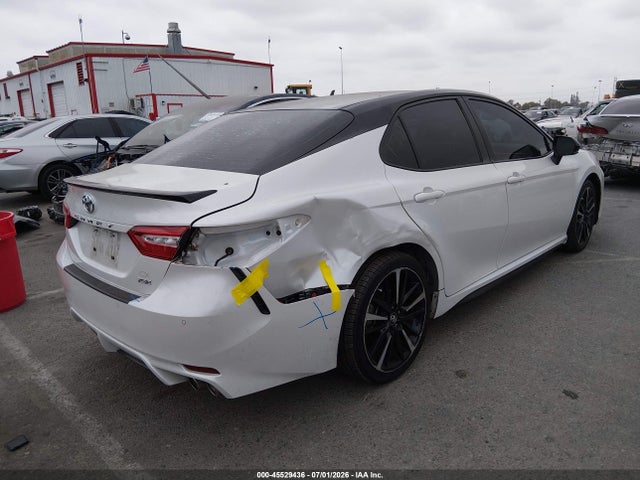 4T1B61HK2JU110721 Toyota CAMRY XSE