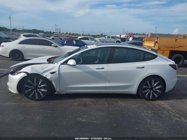 5YJ3E1EA4RF762431 Tesla Model 3 Long Range Dual Motor All-wheel Drive/rear-wheel Drive
