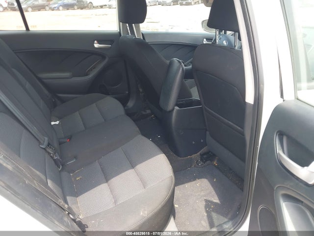 2017 Kia Forte Lx მანქანა იყიდება აუქციონზე, vin: KNAFK5A87H5725564, აუქციონის ნომერი: 45529515