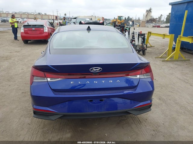 5NPLM4AG5NH064386 Hyundai ELANTRA SEL