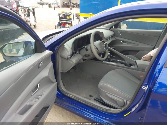 Hyundai ELANTRA SEL 2022 5NPLM4AG5NH064386 Image 5