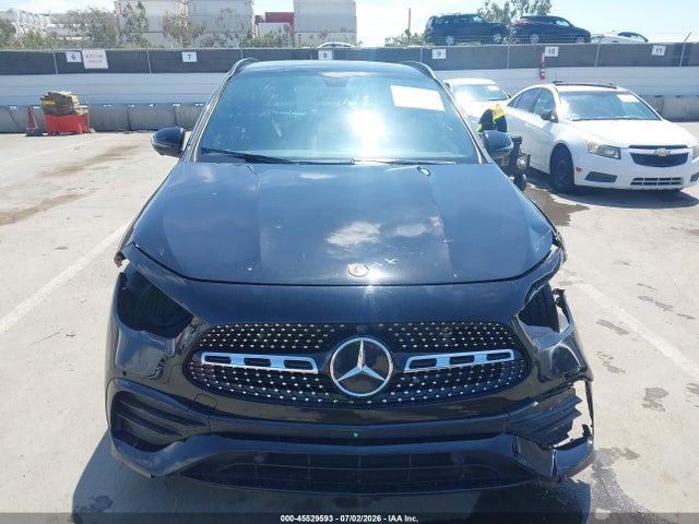 W1N4N4HB3PJ444583 Mercedes-Benz Gla 250 4matic