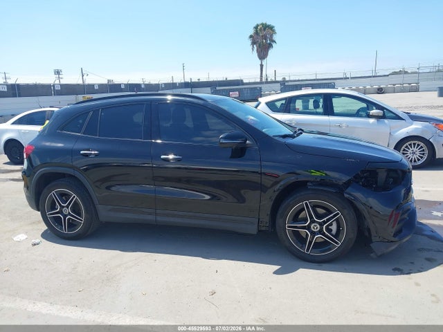 W1N4N4HB3PJ444583 Mercedes-Benz Gla 250 4matic