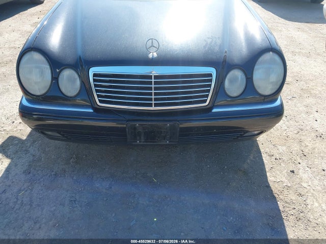 Auction sale of the 1998 Mercedes-benz E 320, vin: WDBJH65F1WA631838, lot number: 45529632