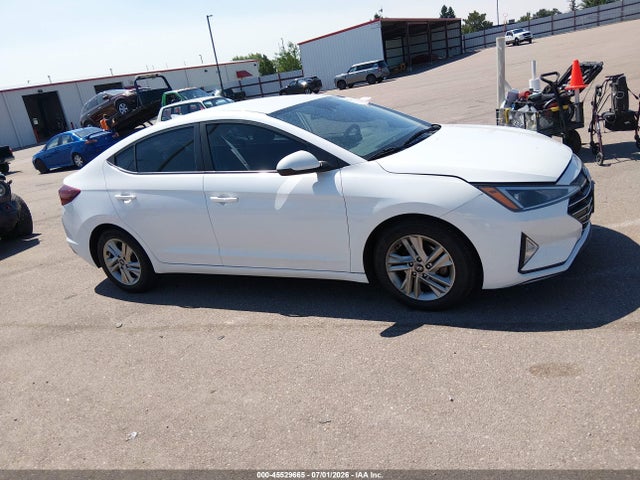 Продажа на аукционе авто 2020 Hyundai Elantra Sel, vin: 5NPD84LF1LH512939, номер лота: 45529665
