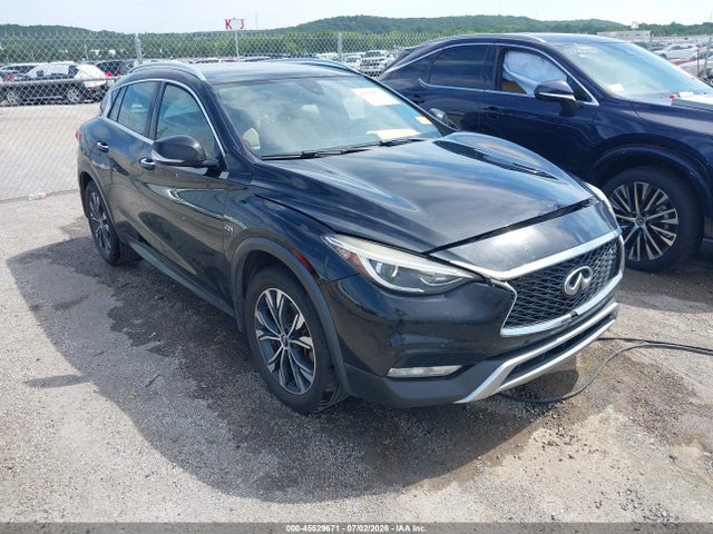 45529671 :رقم المزاد ، SJKCH5CR4JA057226 vin ، 2018 Infiniti Qx30 Premium مزاد بيع