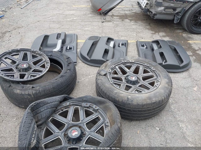 3GCPCREC6EG241528 Chevrolet Silverado 1500 Lt