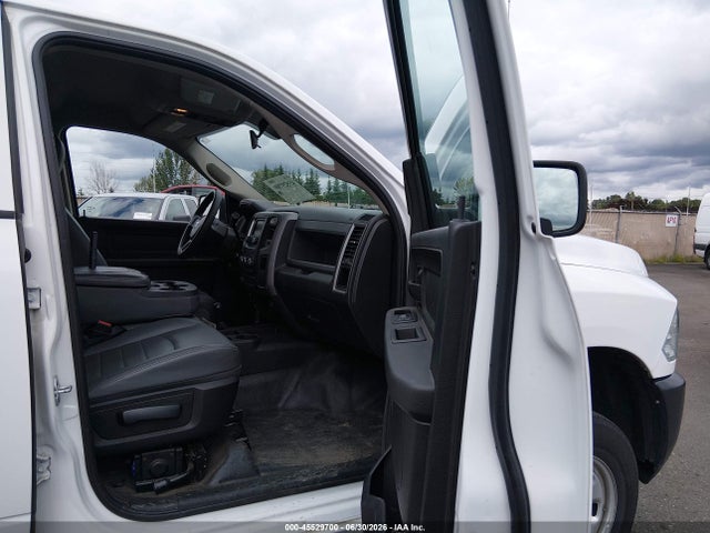 2018 Ram 2500 Tradesman  4x4 6'4 Box მანქანა იყიდება აუქციონზე, vin: 3C6TR5CT3JG306684, აუქციონის ნომერი: 45529700
