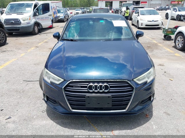 2018 Audi A3 2.0t Premium/2.0t Tech Premium მანქანა იყიდება აუქციონზე, vin: WAUB8GFF1J1039422, აუქციონის ნომერი: 45529714