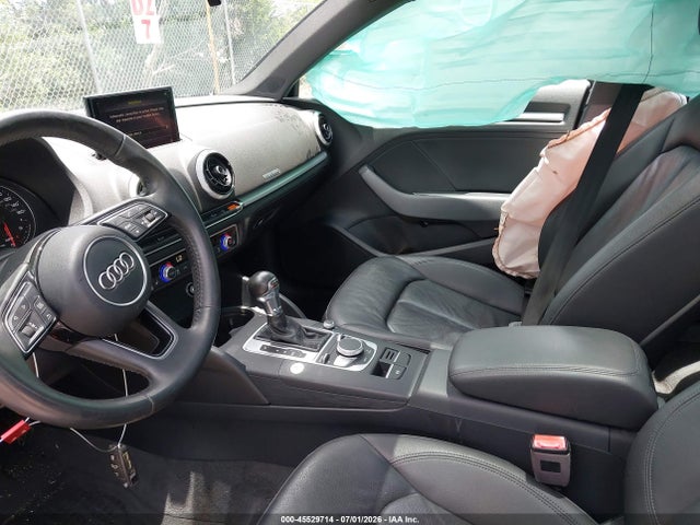 2018 Audi A3 2.0t Premium/2.0t Tech Premium მანქანა იყიდება აუქციონზე, vin: WAUB8GFF1J1039422, აუქციონის ნომერი: 45529714