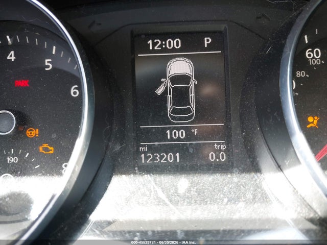 45529721 :رقم المزاد ، 1VWBA7A34JC022832 vin ، 2018 Volkswagen Passat 2.0t Se مزاد بيع