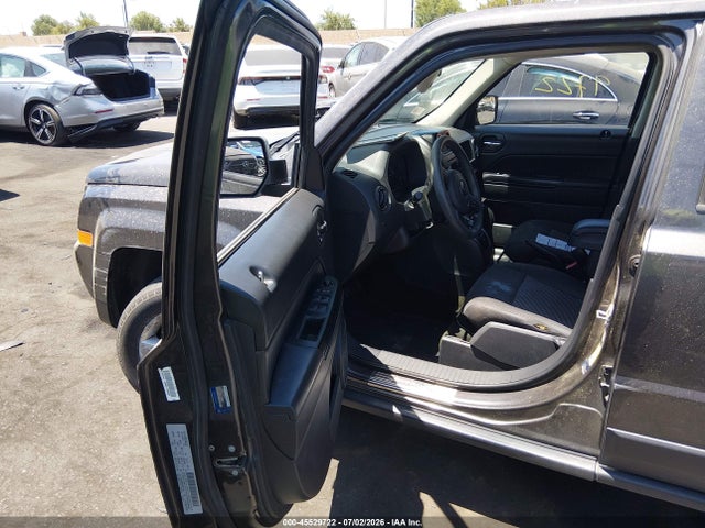 1C4NJPBB9HD203855 Jeep Patriot Sport