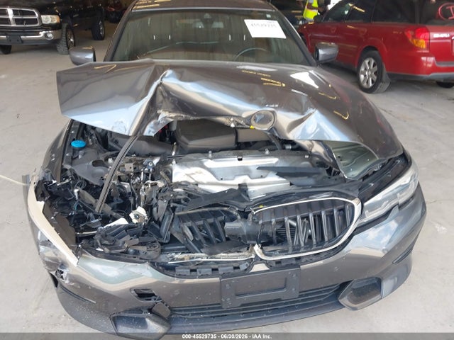2020 Bmw 330i Xdrive მანქანა იყიდება აუქციონზე, vin: 3MW5R7J02L8B26127, აუქციონის ნომერი: 45529735
